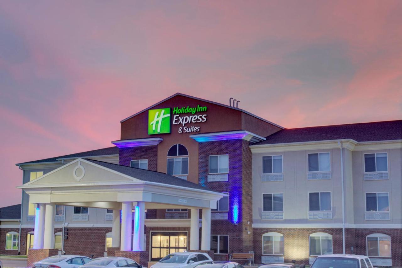 Holiday Inn Express & Suites Le Mars By Ihg Exteriör bild