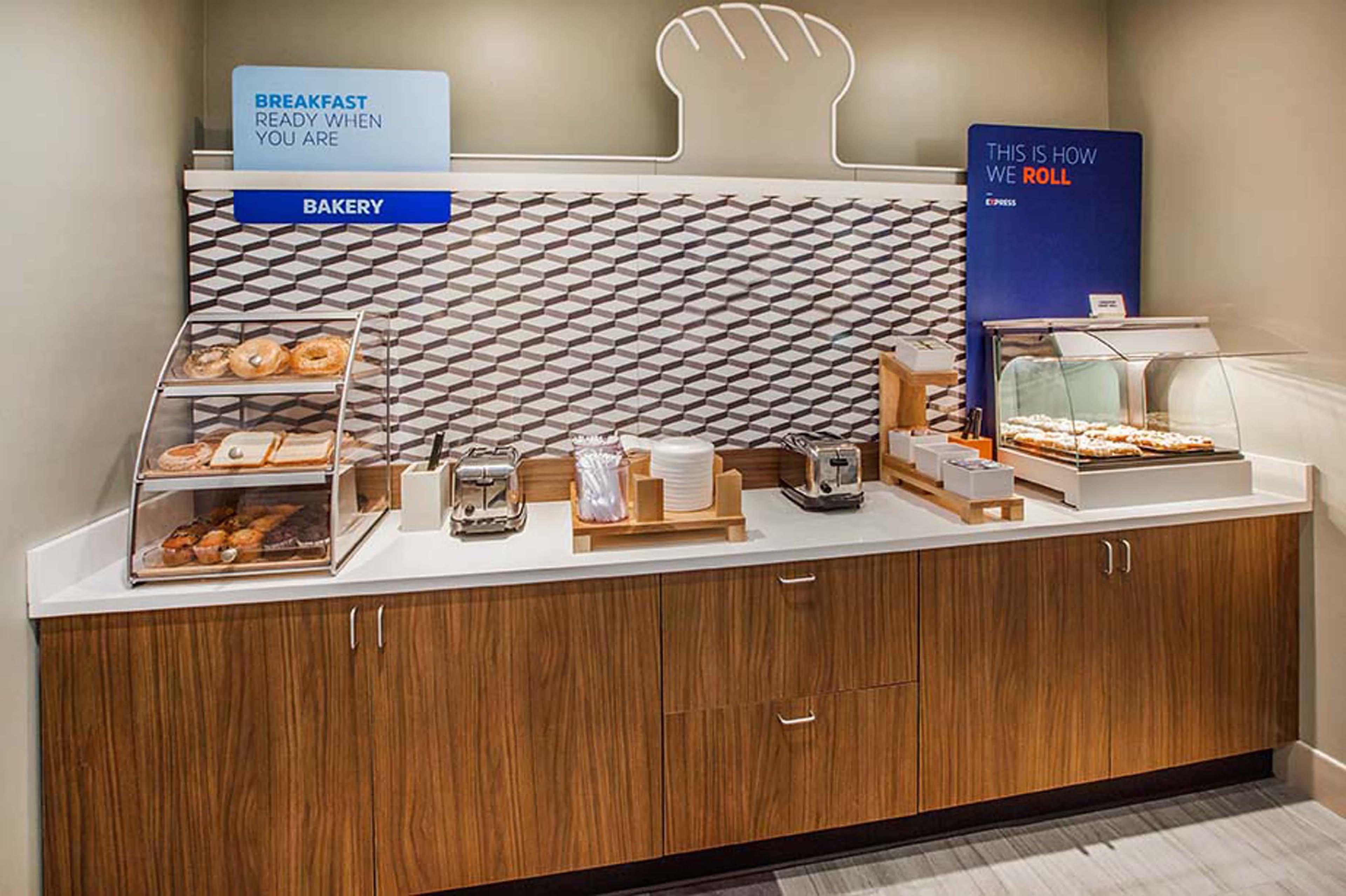 Holiday Inn Express & Suites Le Mars By Ihg Exteriör bild